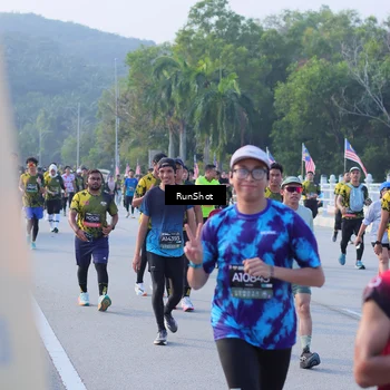 Runner Photo 7124413