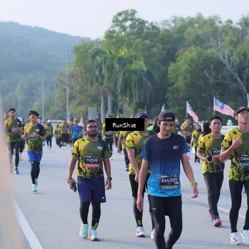 Runner Photo 7124416