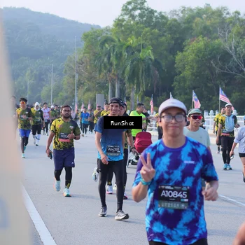 Runner Photo 7124423