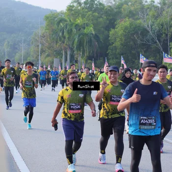 Runner Photo 7124431