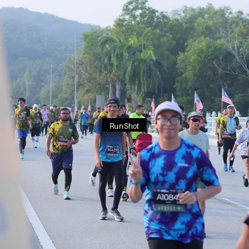 Runner Photo 7124433
