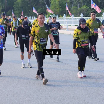 Runner Photo 7124443