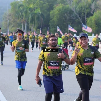 Runner Photo 7124445