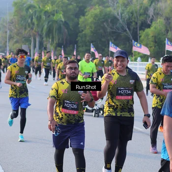 Runner Photo 7124448