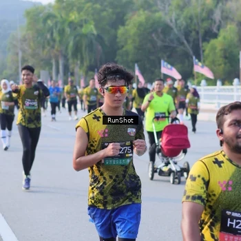 Runner Photo 7124457
