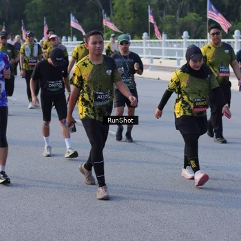 Runner Photo 7124464