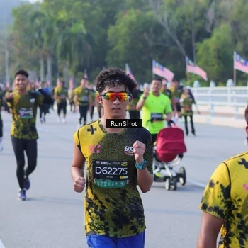 Runner Photo 7124466