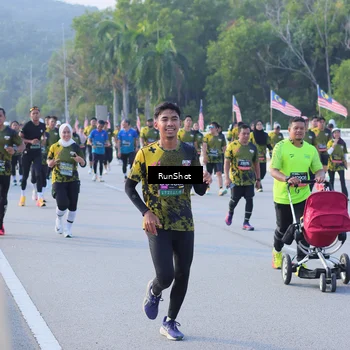 Runner Photo 7124477
