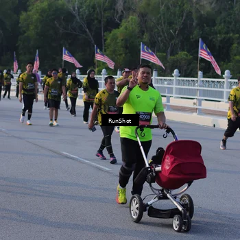 Runner Photo 7124493