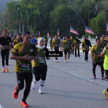 Runner Photo 7124495