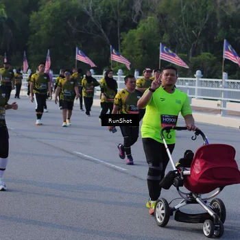 Runner Photo 7124496