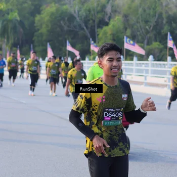Runner Photo 7124497