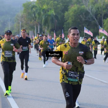 Runner Photo 7124498