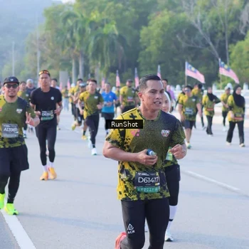 Runner Photo 7124500