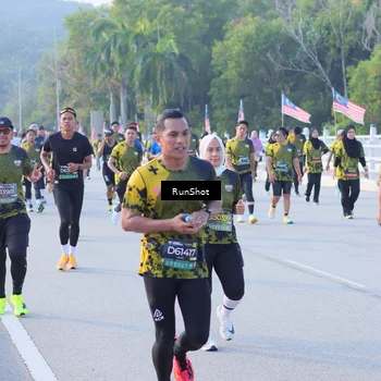 Runner Photo 7124503