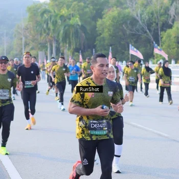Runner Photo 7124506