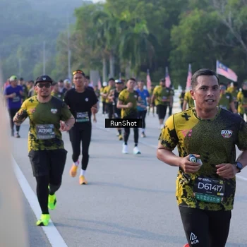 Runner Photo 7124507