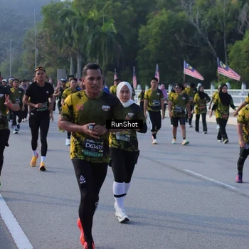 Runner Photo 7124508