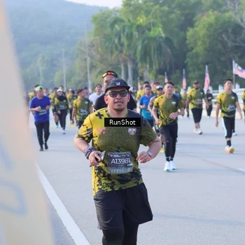 Runner Photo 7124515