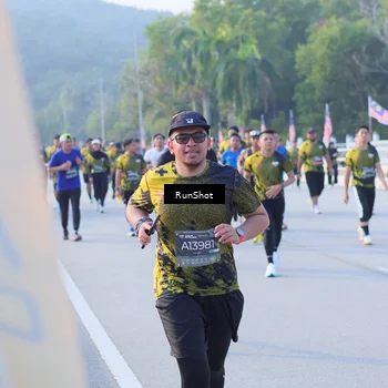 Runner Photo 7124523