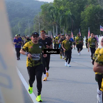Runner Photo 7124526