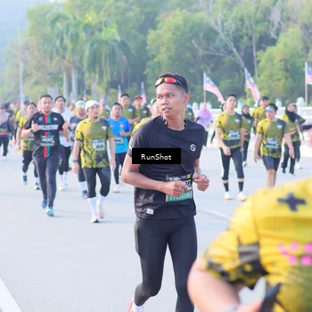 Runner Photo 7124533