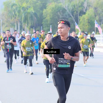 Runner Photo 7124535