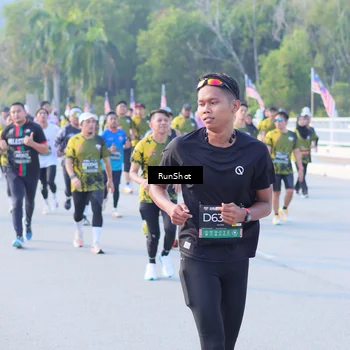 Runner Photo 7124537