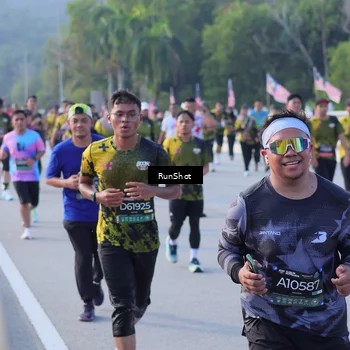 Runner Photo 7124549