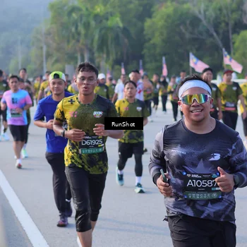 Runner Photo 7124550