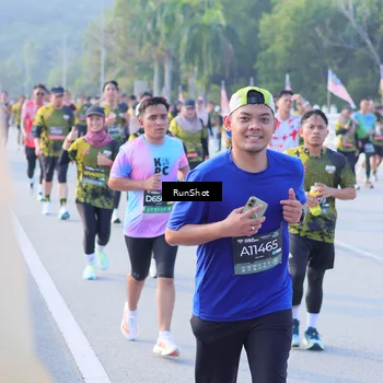 Runner Photo 7124565