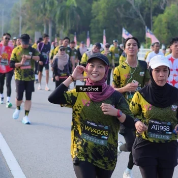 Runner Photo 7124591