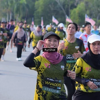 Runner Photo 7124593