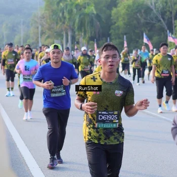 Runner Photo 7124594