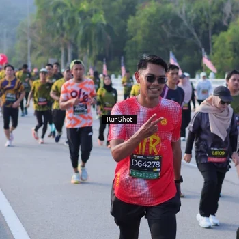 Runner Photo 7124634