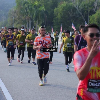 Runner Photo 7124636