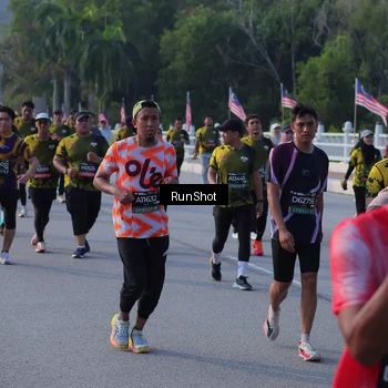 Runner Photo 7124643