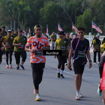 Runner Photo 7124645