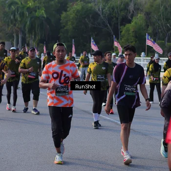 Runner Photo 7124647