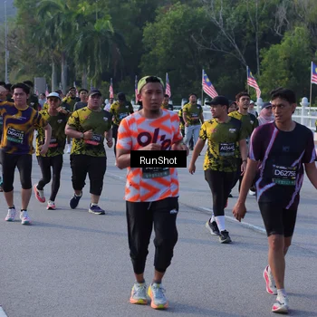 Runner Photo 7124654