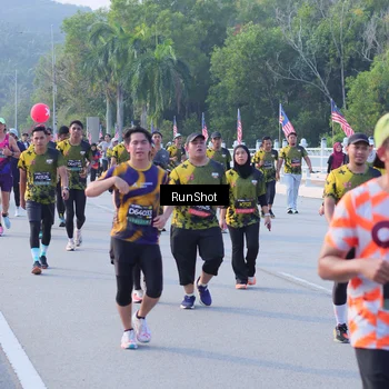 Runner Photo 7124661