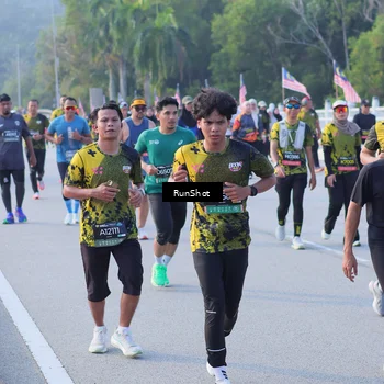 Runner Photo 7124717