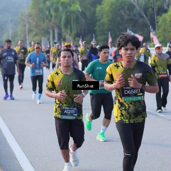 Runner Photo 7124767