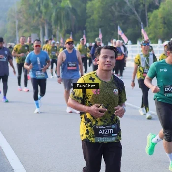 Runner Photo 7124867