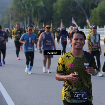 Runner Photo 7124876