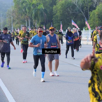 Runner Photo 7124899