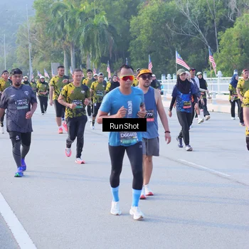 Runner Photo 7124949
