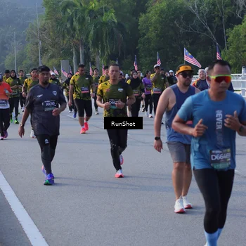 Runner Photo 7125046