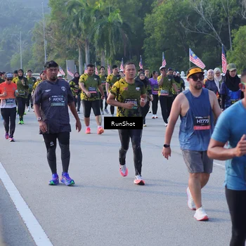 Runner Photo 7125058