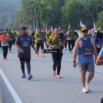 Runner Photo 7125083
